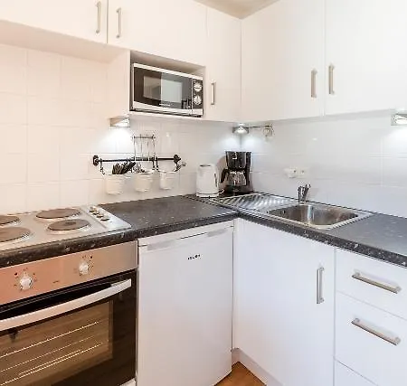 Pleiades Apartment *